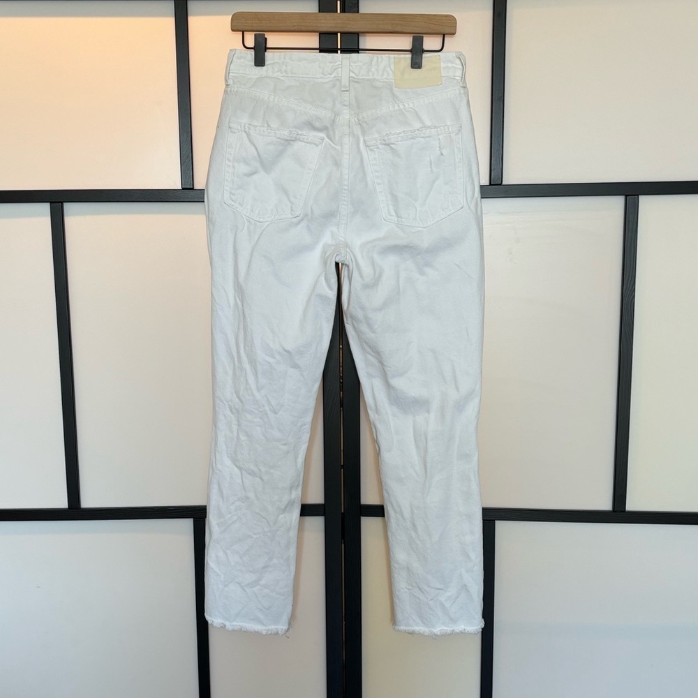 GRLFRIEND The Karolina distressed denim jeans. Size 28‎